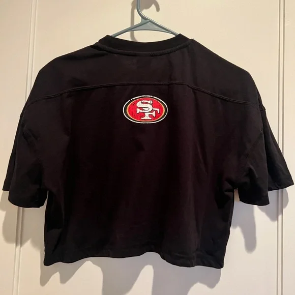 NFL San Francisco 49ers Black Tee with Red and White Logo - Picture 4 of 4